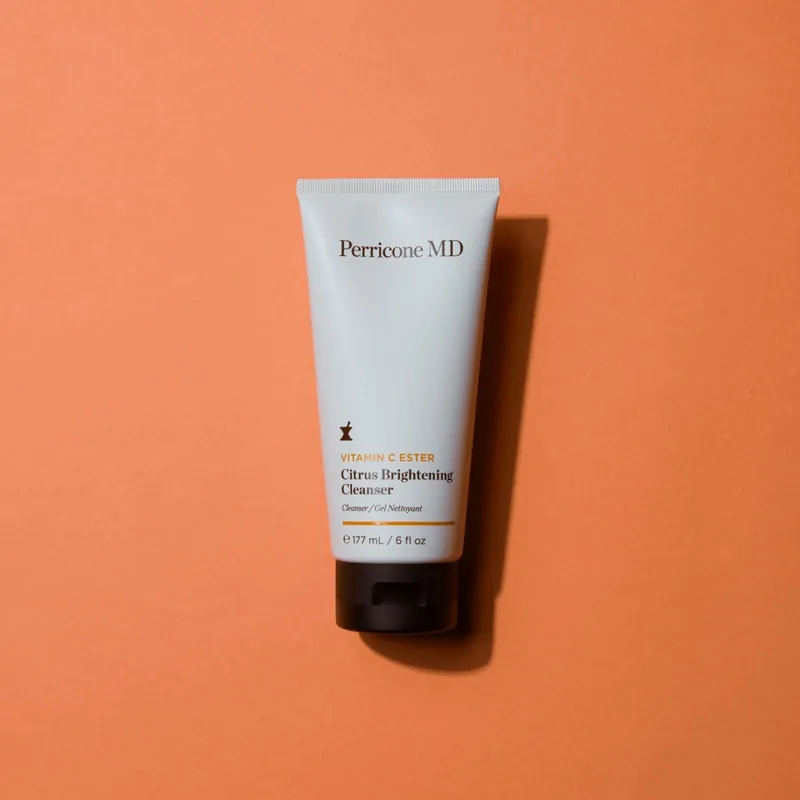 Asiakkaiden Suosikki Vitamin C Ester Citrus Brightening Cleanser, 177ml